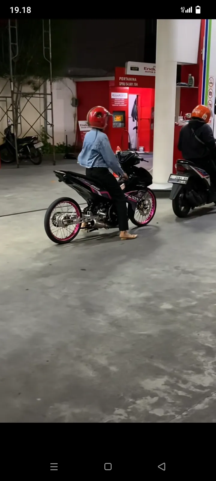 co hyper Avatar
